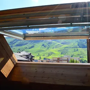 serre-palas.hotels-rhonealpes.com/