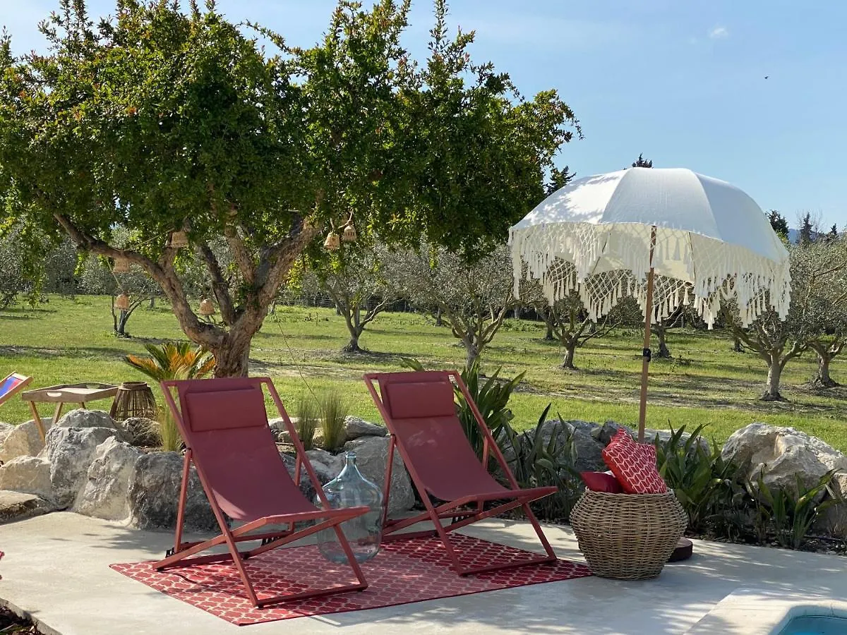 La maison des Amis Maillane Hébergement de vacances